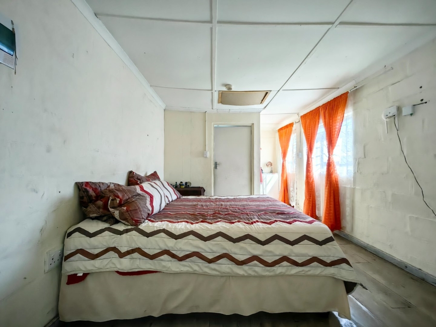 3 Bedroom Property for Sale in Roosendal Western Cape